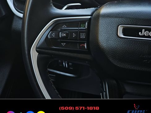 Used 2024 Jeep Grand Cherokee Laredo image 16