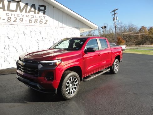 Used 2023 Chevrolet Colorado LT image 10