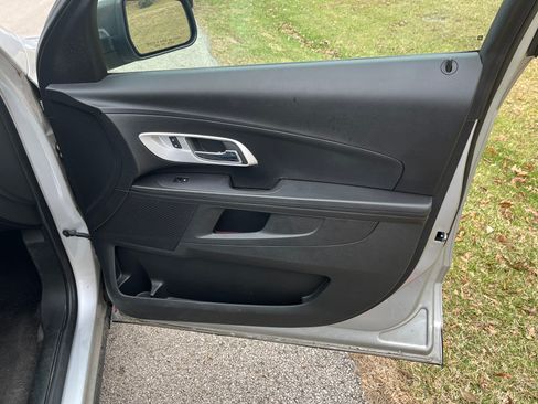 Used 2016 Chevrolet Equinox LS image 25