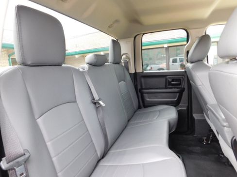Used 2019 RAM 1500 Classic Tradesman RWD image 19