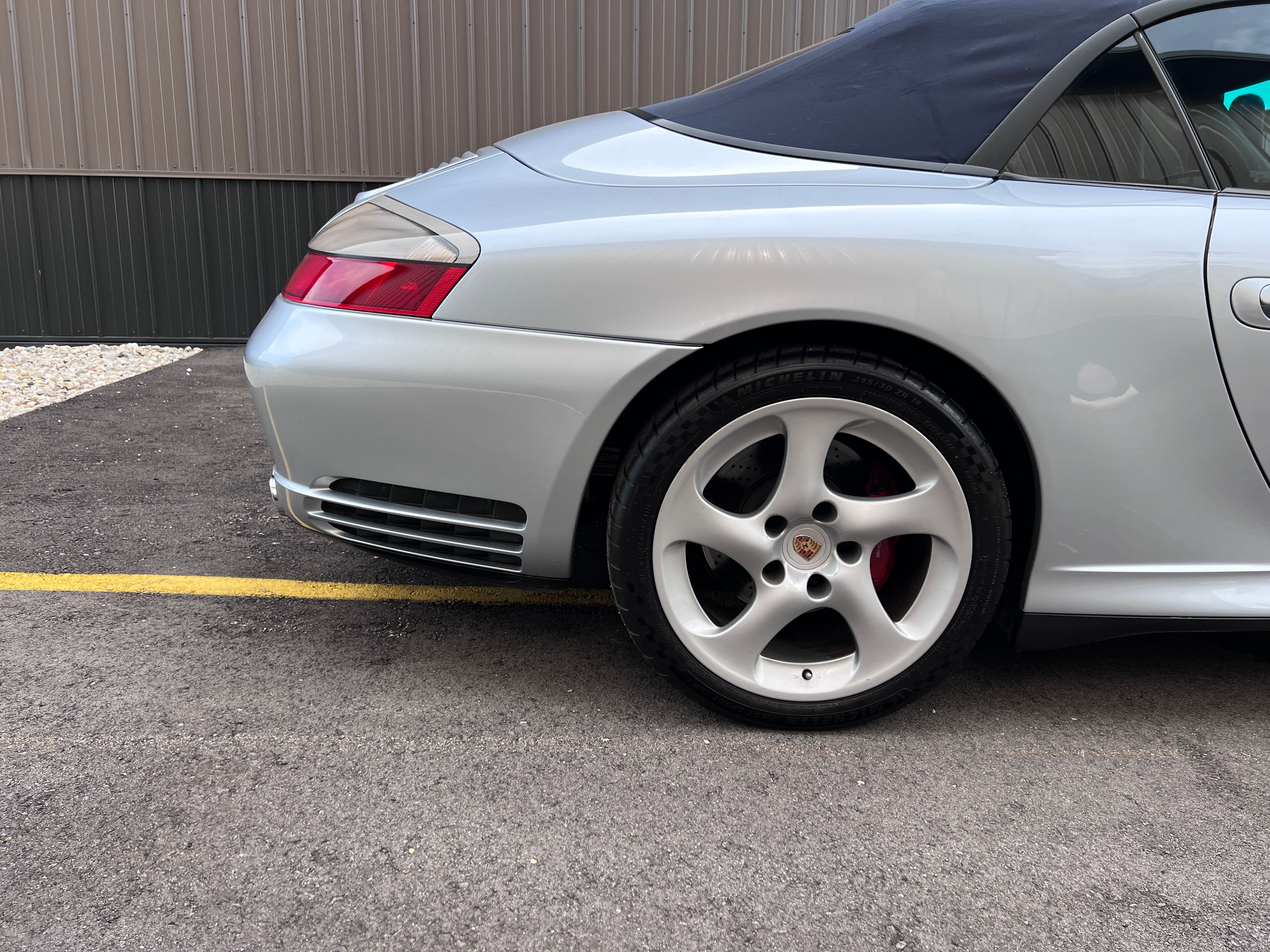 Used 2004 Porsche 911 Carrera 4S Cabriolet AWD/4WD image 7