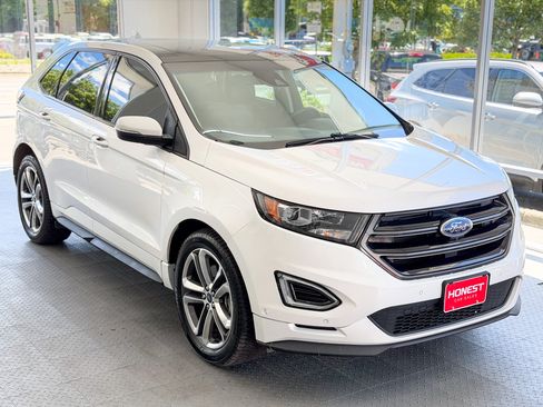 Used 2017 Ford Edge AWD Sport image 1