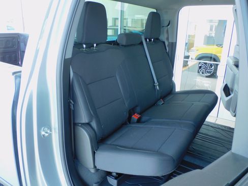 Used 2025 Chevrolet Silverado 2500 Custom image 25