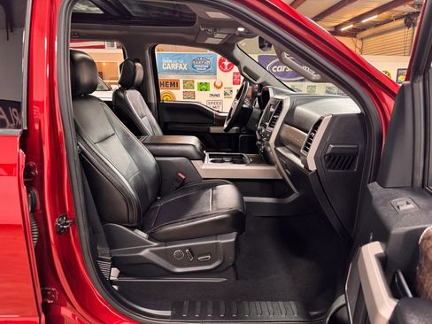 Used 2019 Ford F250 Lariat image 11