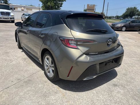 Used 2020 Toyota Corolla Hatchback FWD image 8