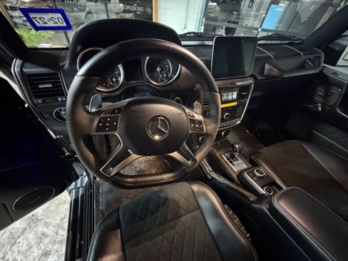 Used 2018 Mercedes-Benz G 550 Squared image 33