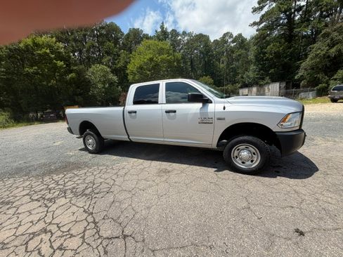 Used 2018 RAM 2500 4x4 Crew Cab ST image 6
