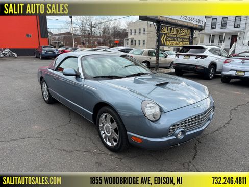 Used 2005 Ford Thunderbird 50th Anniversary image 1