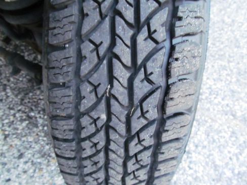 Used 2006 Ford E-350 and Econoline 350 image 23