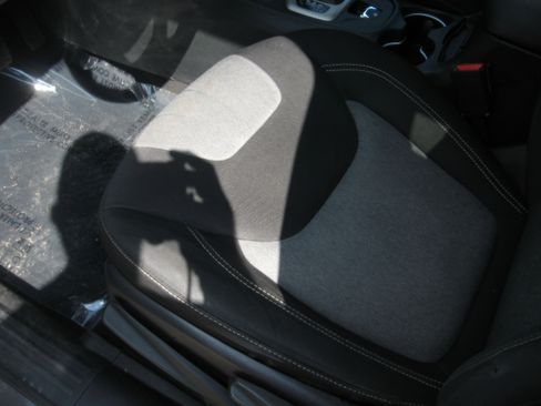Used 2014 Jeep Cherokee 4WD Latitude image 9