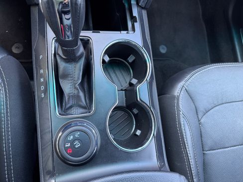 Used 2019 Ford Explorer Limited image 12