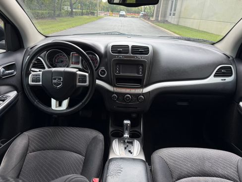 Used 2016 Dodge Journey SE image 14