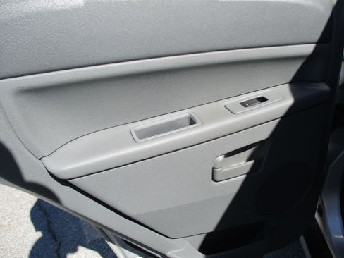 Used 2007 Jeep Grand Cherokee Laredo image 22