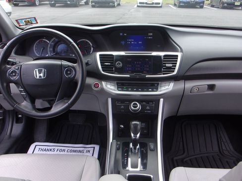 Used 2015 Honda Accord EX-L image 29