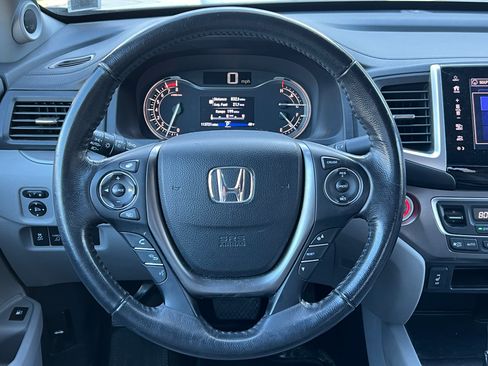 Used 2017 Honda Ridgeline RTL-T image 7
