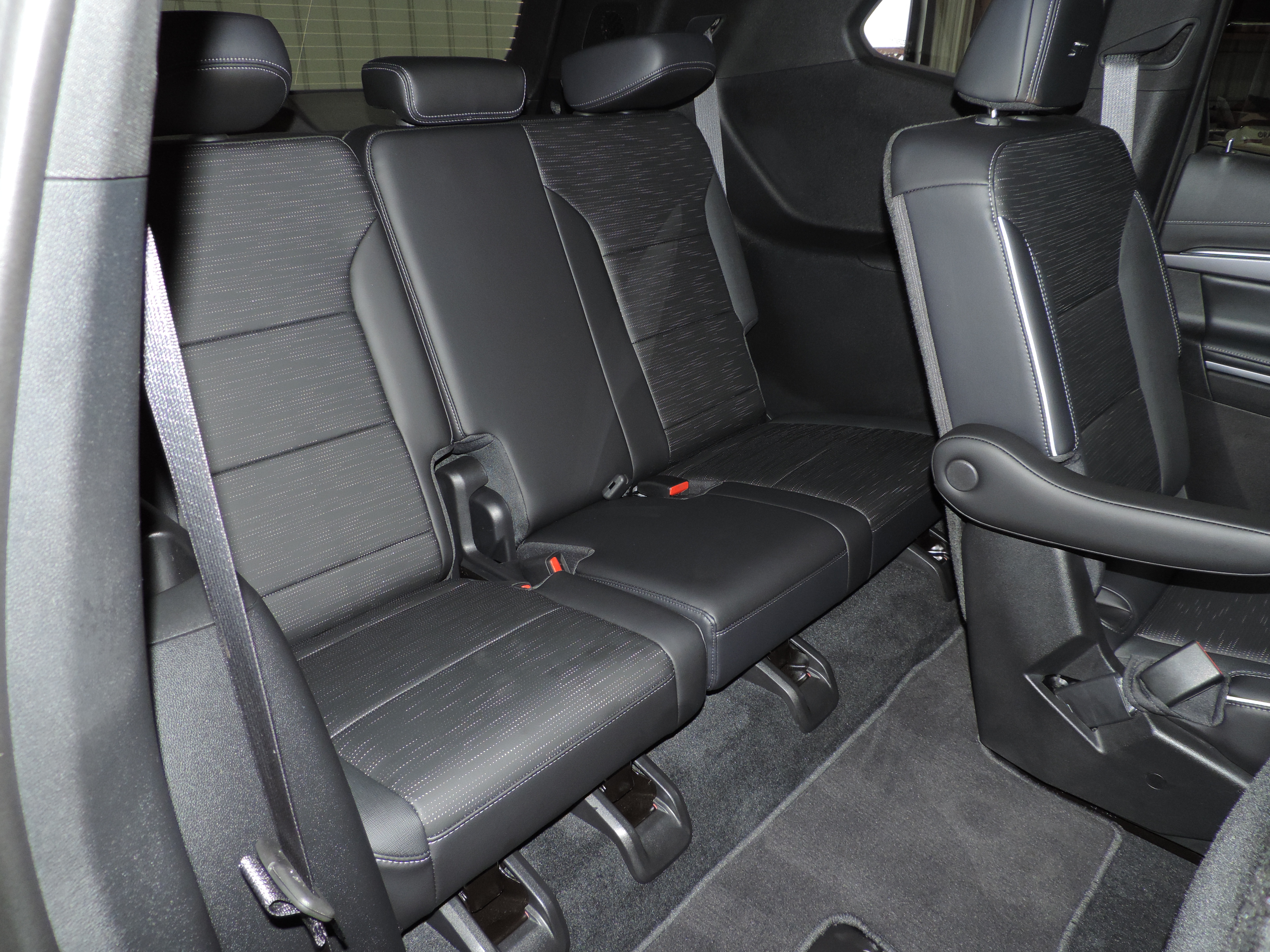 Used 2026 Buick Enclave AWD Sport Touring image 27