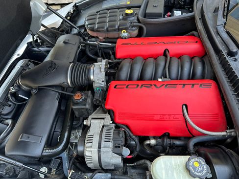 Used 2001 Chevrolet Corvette Z06 Coupe RWD image 15