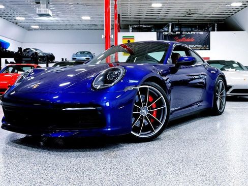 Used 2024 Porsche 911 Carrera 4S image 3