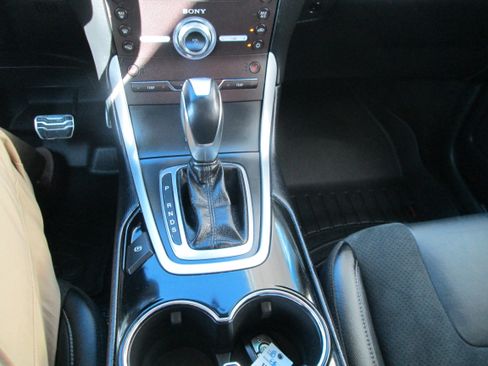 Used 2018 Ford Edge Sport image 27