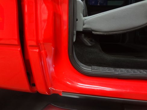 Used 2013 Ford F150 4x4 SuperCrew image 17