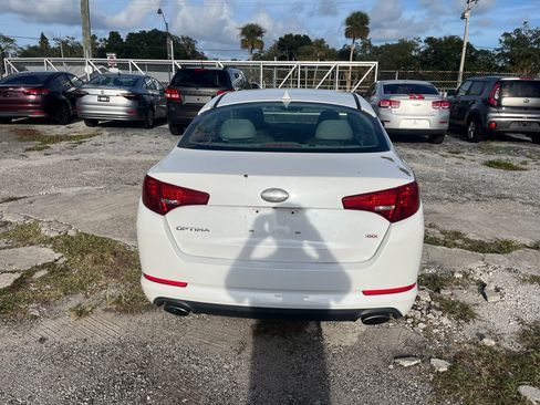 Used 2013 Kia Optima LX image 4