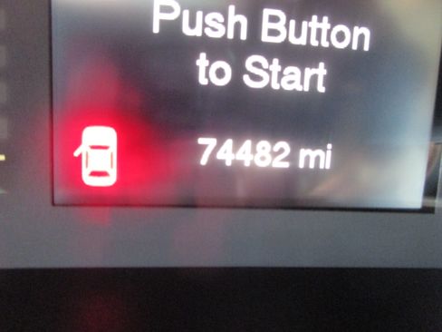 Used 2017 Jeep Cherokee Latitude Plus FWD image 3