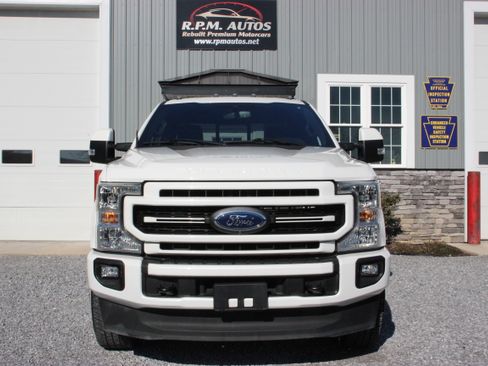 Used 2022 Ford F250 Lariat image 2