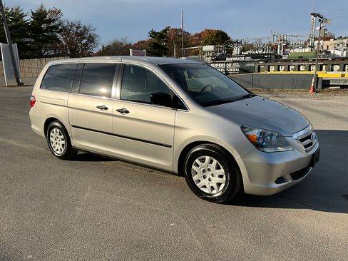Used 2006 Honda Odyssey LX image 3