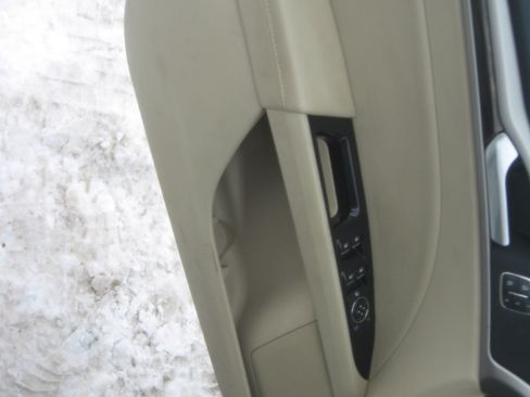 Used 2013 Ford Fusion Energi SE image 8