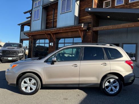 Used 2016 Subaru Forester 2.5i Premium image 2