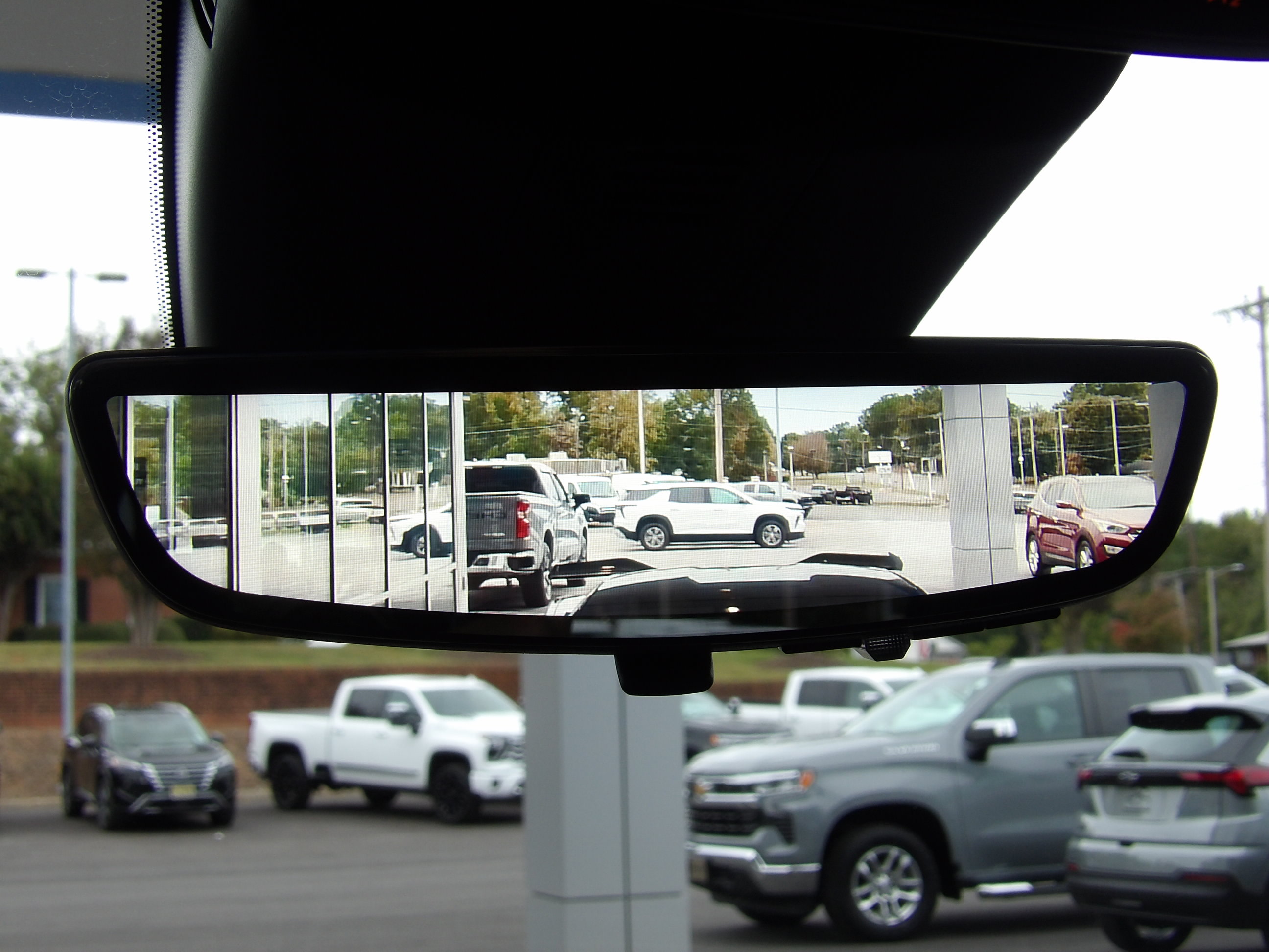 Used 2026 GMC Acadia FWD Elevation image 7
