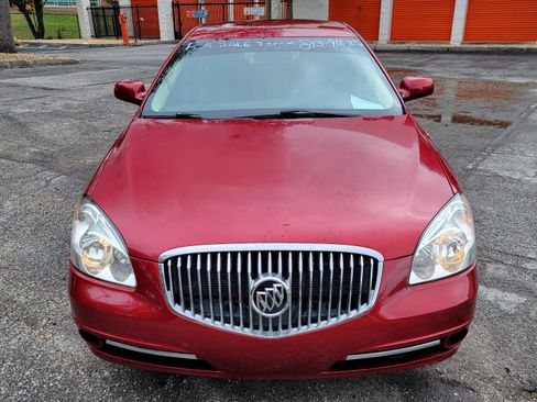 Used 2011 Buick Lucerne CX image 1