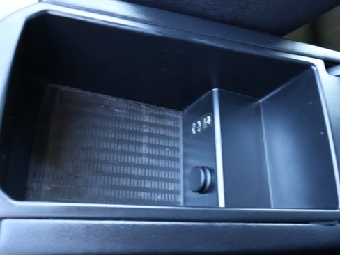 Used 2017 BMW X3 xDrive28i image 32