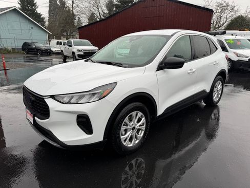 Used 2024 Ford Escape Active image 4