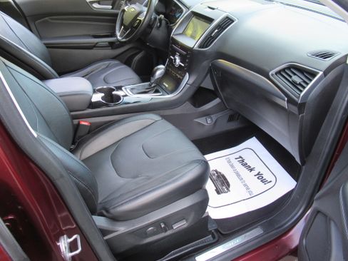 Used 2017 Ford Edge Titanium image 17