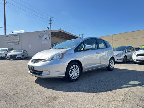 Used 2013 Honda Fit image 2
