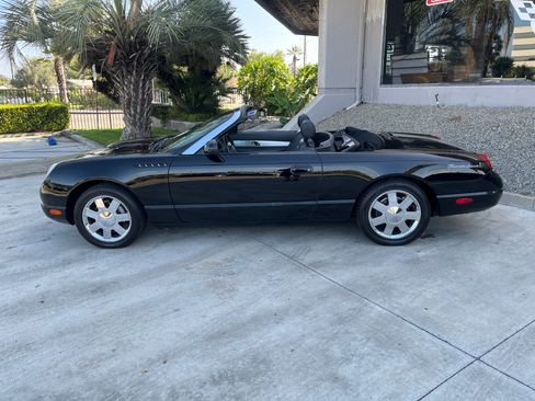 Used 2002 Ford Thunderbird UNAVAIL RWD image 9