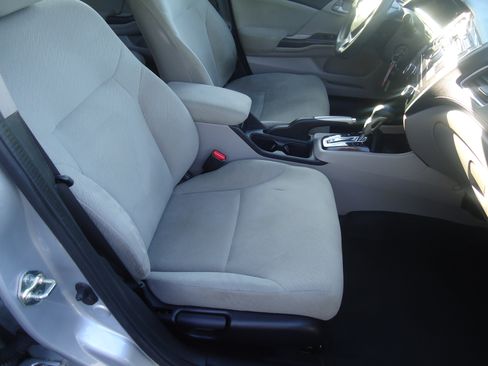 Used 2013 Honda Civic LX image 10
