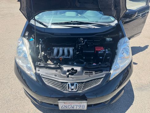Used 2010 Honda Fit Sport image 23