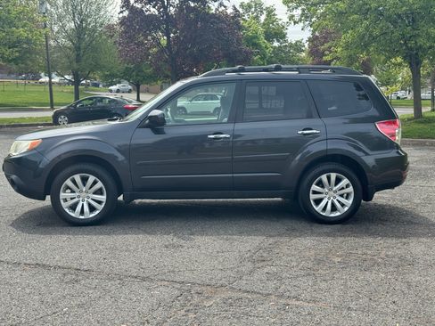 Used 2011 Subaru Forester 2.5X Limited AWD/4WD image 3