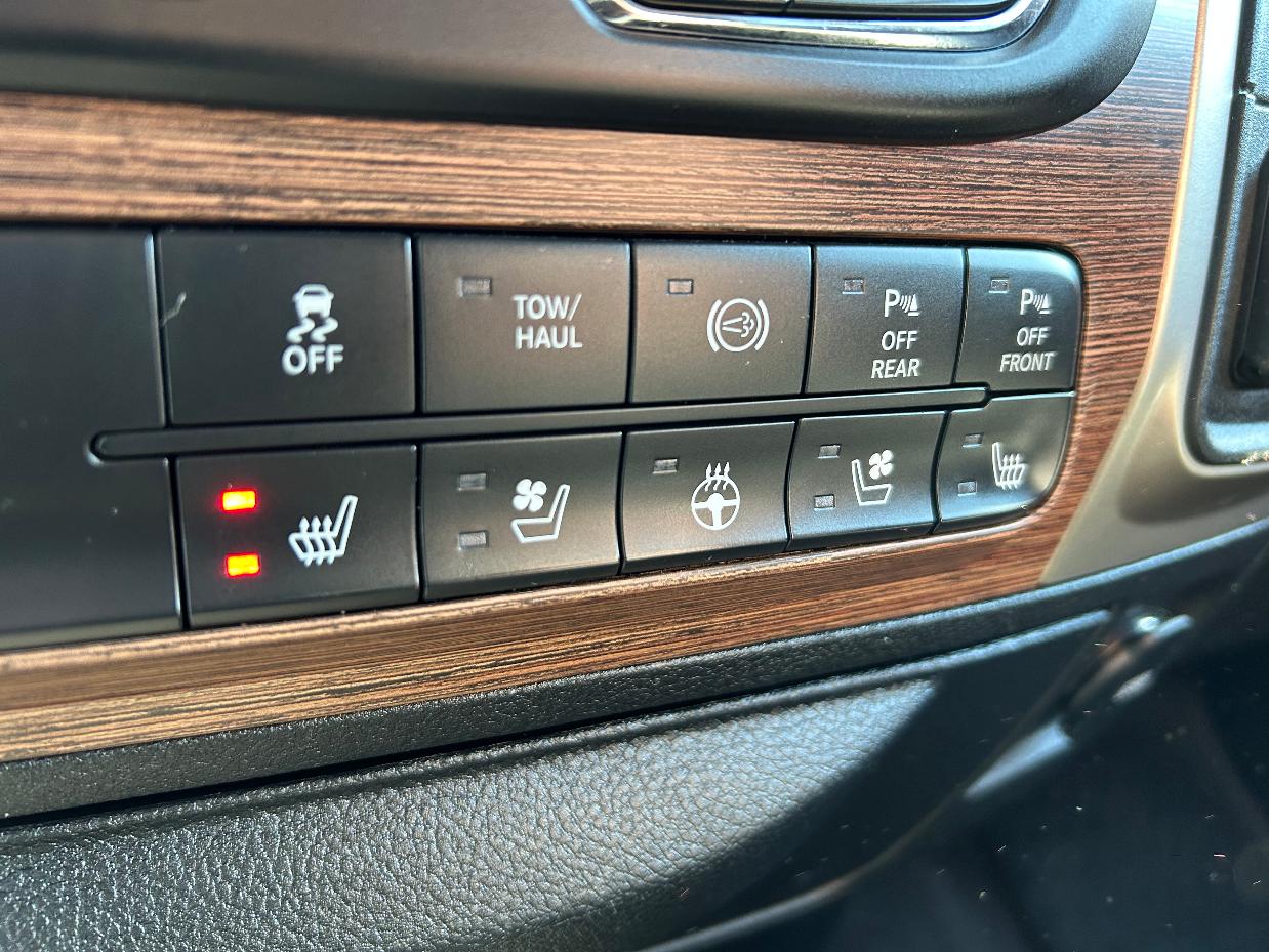 Used 2018 RAM 2500 4x4 Crew Cab Laramie image 19