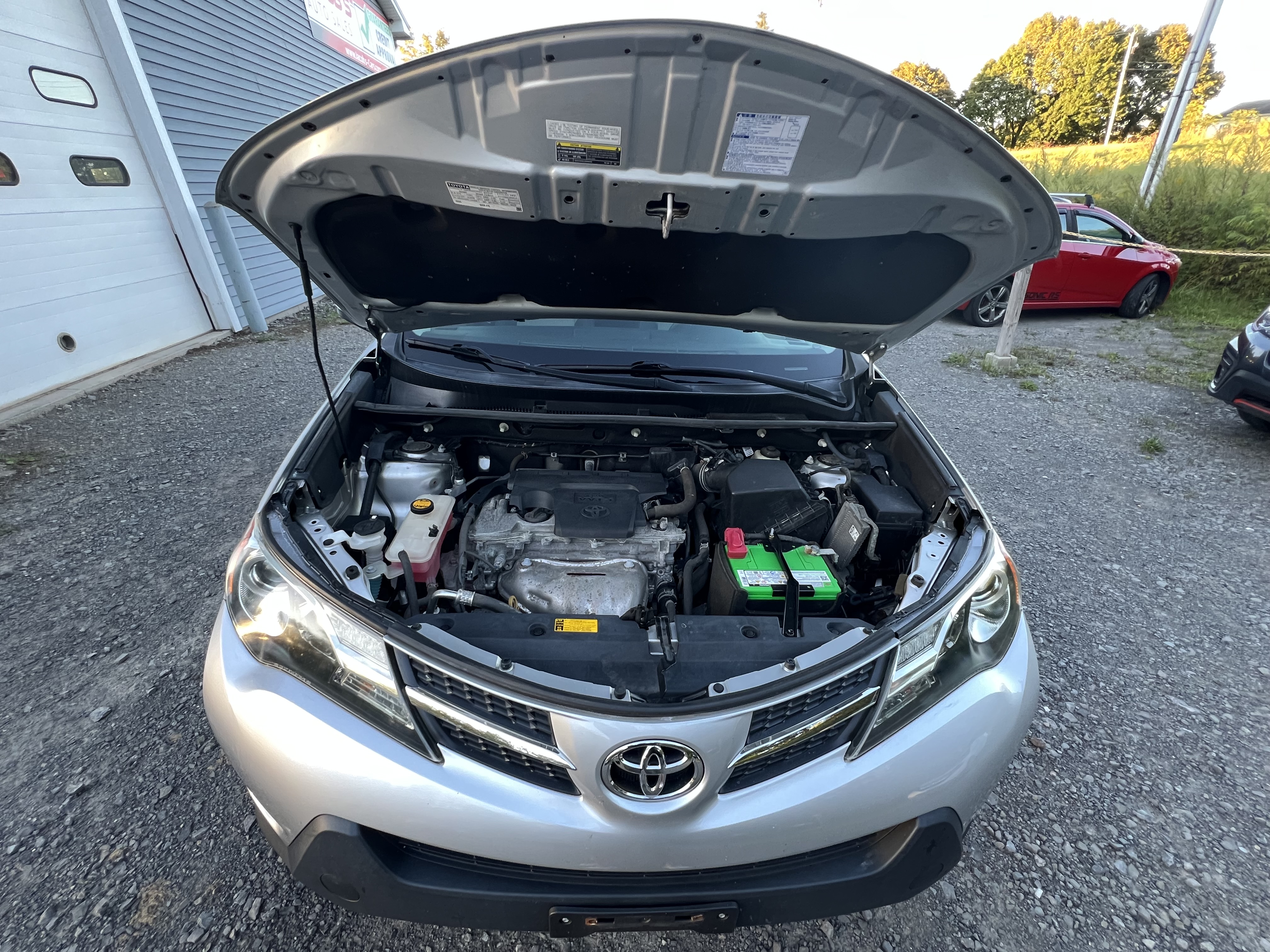 Used 2015 Toyota RAV4 AWD XLE image 17