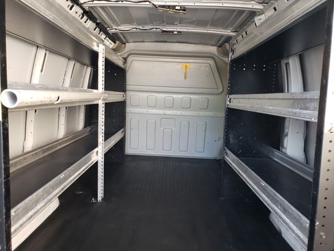 Used 2021 Chevrolet Express 2500 image 9