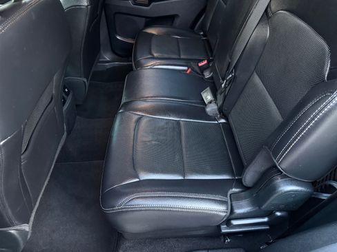 Used 2019 Ford Explorer FWD Limited image 80