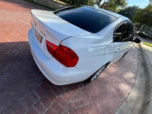Used 2011 BMW 328i Sedan RWD image 5
