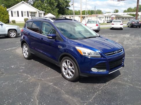 Used 2013 Ford Escape Titanium image 3