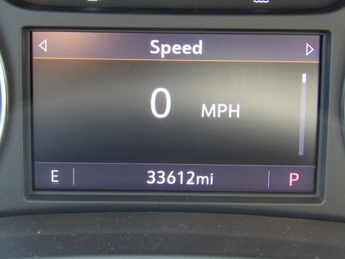 Used 2023 Buick Enclave Essence FWD image 31