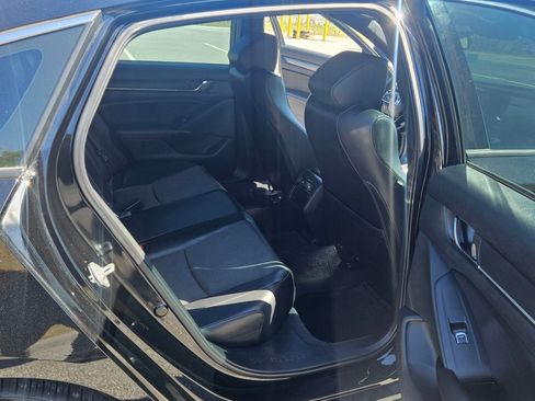 Used 2022 Honda Accord Sport image 15