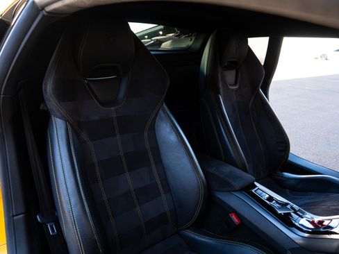 Used 2015 Lamborghini Huracan LP 610-4 image 17