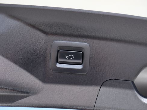 Used 2019 MAZDA CX-9 Signature image 15